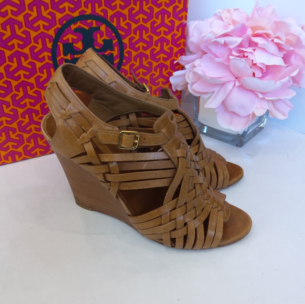 Tory Burch Tan Wedge Sandals - Picture 5 of 11